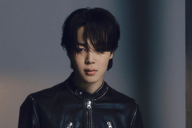 Jimin Rules Emerging Artists Chart, Becomes First BTS Member to Score Unaccompanied Solo Top 40 Hot 100 Hit - Yahoo Entertainment
