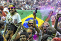 RIO DE JANEIRO, BRAZIL - DECEMBER 16: People celebrate during The Color Run on December 16, 2012 in Rio de Janeiro, Brazil. (Photo by Ronaldo Brandao/NewsFree/LatinContent/Getty Images)