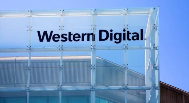 Western Digital to split flash memory unit, refinance debt