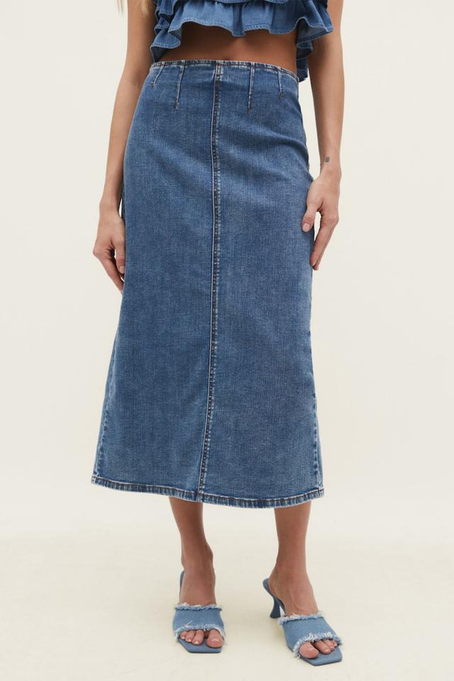 The 18 Coolest Denim Midi Skirts Your Closet Is Missing