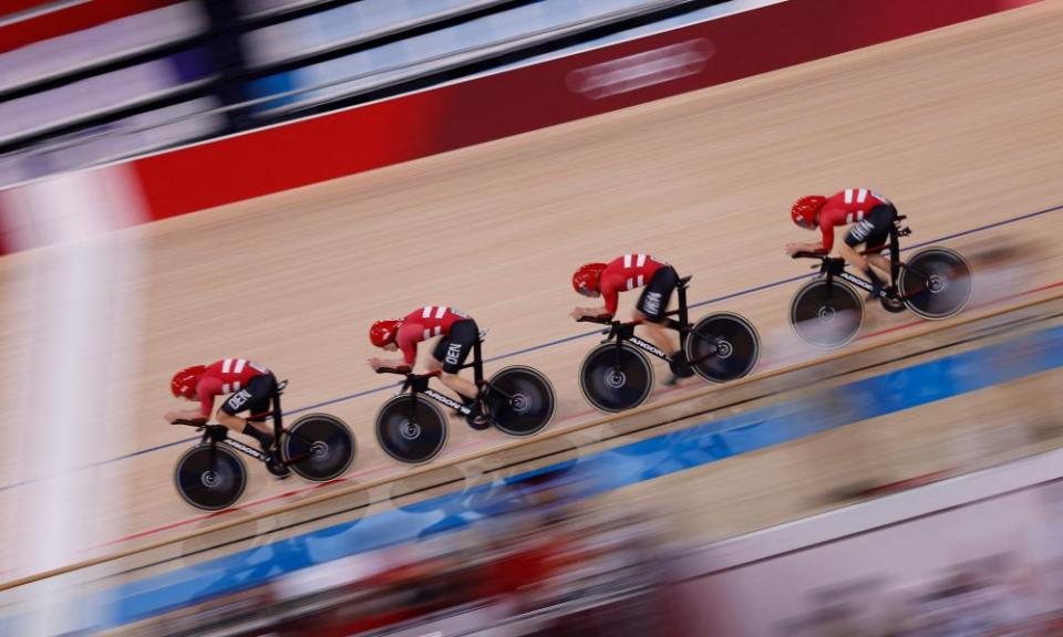 Denmark’s pursuit team broke the men’s world record by five seconds.