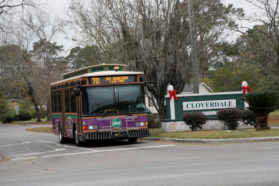 A dot shuttle leaves the Cloverdale neighborhood enroute to the JMR intermodal transit center.