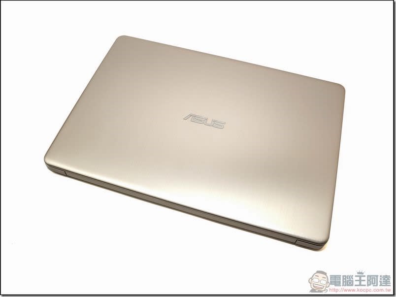 ASUS VivoBook S15 S510 開箱 、評測 – 輕・力綻放、不到1.5公斤！效能與輕薄兼具的美型筆電