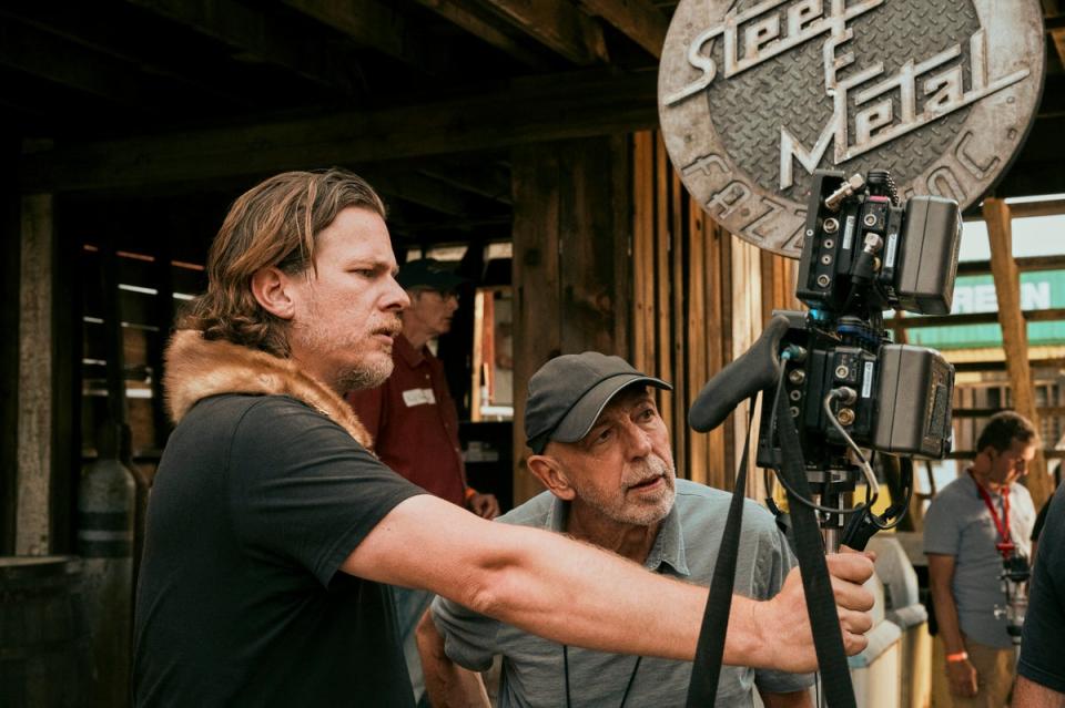 Jonathan Nolan on set with cinematographer Stuart Dryburgh (JoJo Whilden/Prime Video)