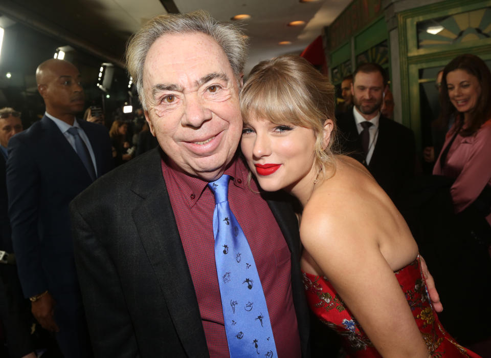 NEW YORK, NEW YORK - DECEMBER 16: Composer Andrew Lloyd Webber and Taylor Swift pose at the World Premiere of the new film 