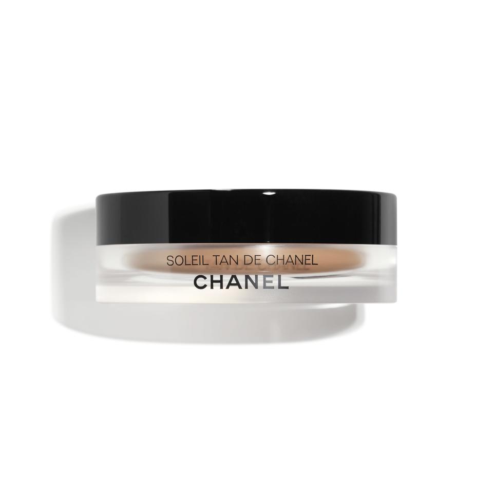 Soleil Tan de Chanel has been a favourite of Hilary Duff's for over a decade. 