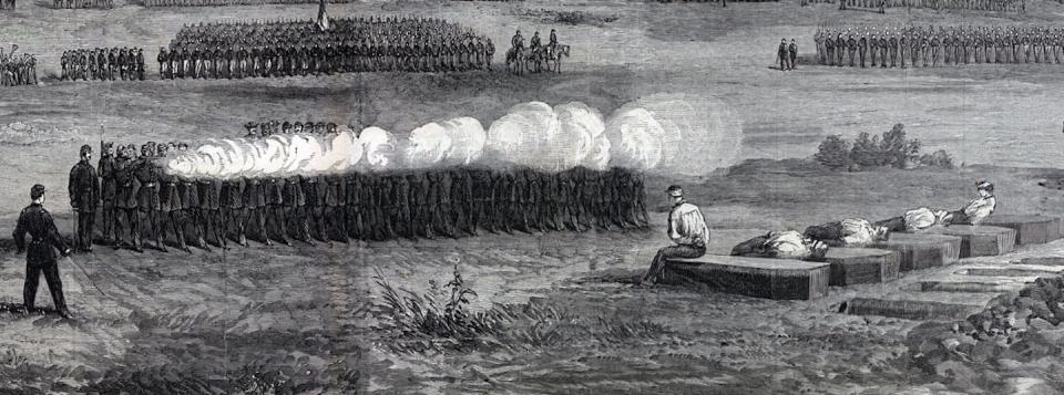 Ejecución de cinco desertores del V Cuerpo, Ejército del Potomac, Virginia, 29 de agosto de 1863. <a href="https://hd.housedivided.dickinson.edu/node/41094" rel="nofollow noopener" target="_blank" data-ylk="slk:House Divided: The Civil War Research Engine at Dickinson College;elm:context_link;itc:0;sec:content-canvas" class="link ">House Divided: The Civil War Research Engine at Dickinson College</a>