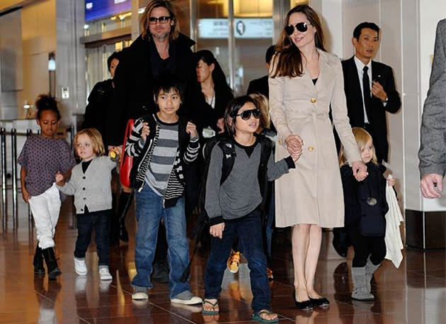 Brad Pitt and Angelina Jolie Arrive At Tokyo Airport With The Family In Tow