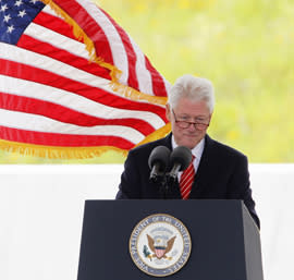 Former U.S. president Bill Clinton speaks at the ceremony marking the opening of the Flight 93 National Memorial, September 10, 2011. (REUTERS/Jason Cohn)