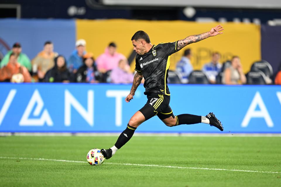 Jun 14, 2024; New York, New York, USA; Columbus Crew forward Christian Ramirez (17) heads the ball in the first half against the New York City FC at Yankee Stadium. Mandatory Credit: Mark Smith-USA TODAY Sports