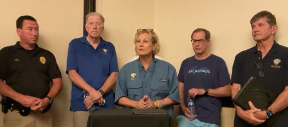 Sanibel Island Mayor Holly Smith addresses the public at the island's first news conference post-Hurricane Ian on Thursday, Sept. 29, 2022. Council members, city manager, police chief and other staffers joined her.