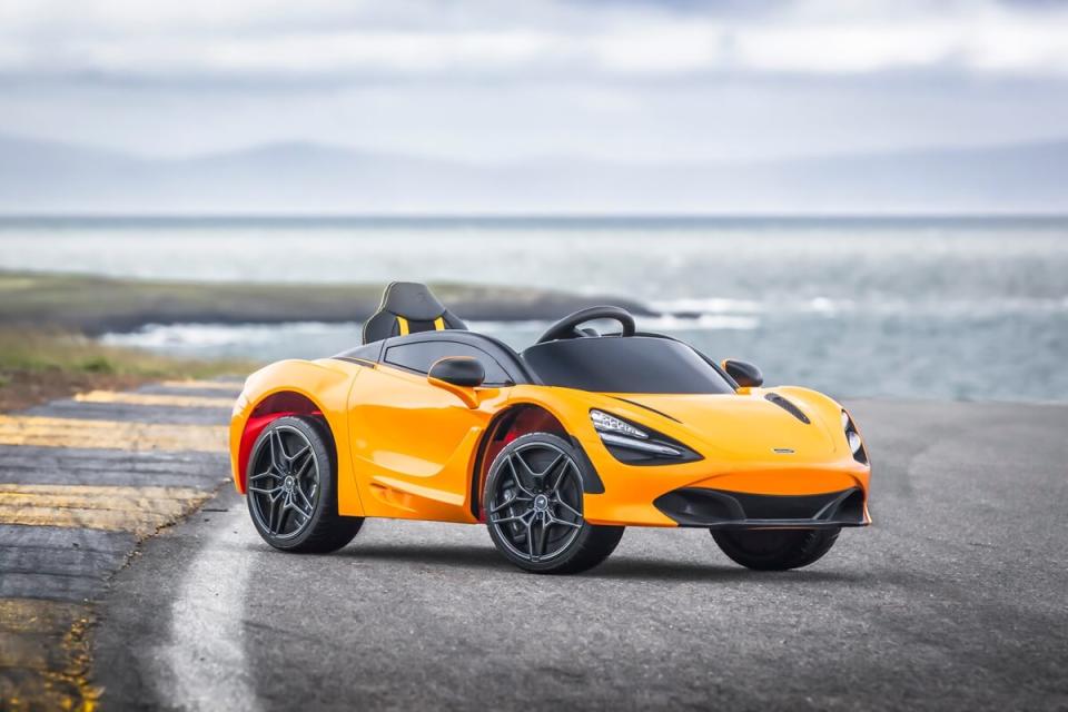 Large-11064-McLaren720SRide-On.jpg