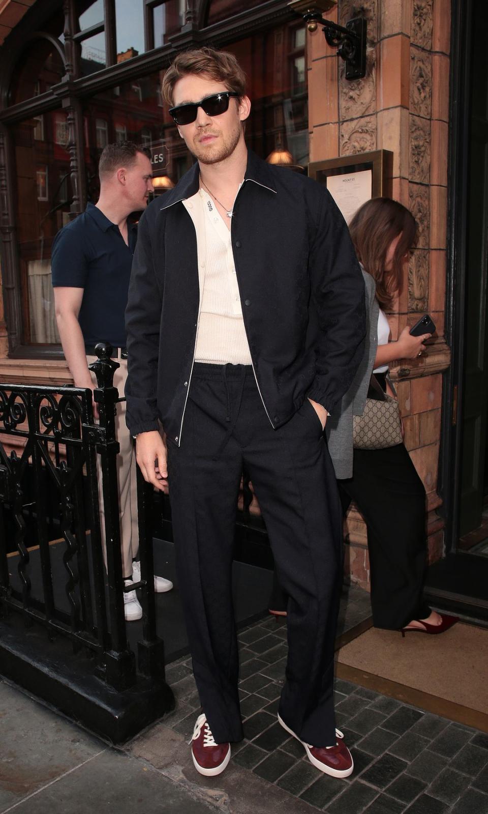 Joe Alwyn en una cena en honor al tenista Jannik Sinner