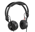 <p>Tra le cuffie da dj più apprezzate attualmente sul mercato, sul podio ci finiscono le Sennheiser HD 25 Plus. Assicurano un monitoraggio audio professionale, adatto a dj e studi di registrazione. Pesano 140 g senza cavo. Prezzo: 210 euro su amazon.it/Senneheiser </p>