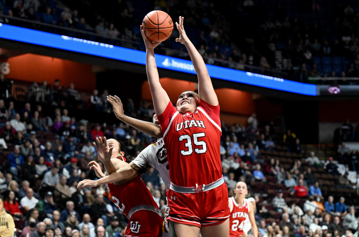 UNCASVILLE, CONNECTICUT - DECEMBER 10: Alissa Pili #35 of the Utah Utes grabs a rebound against the South Carolina Gamecocks at Mohegan Sun Arena on December 10, 2023 in Uncasville, Connecticut. (Photo by G Fiume/Getty Images)