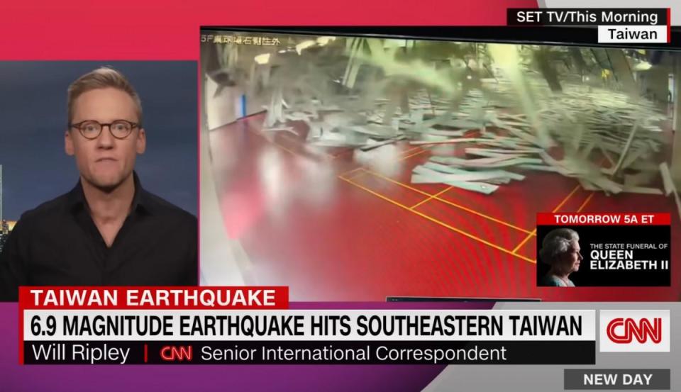 運動中心天花板崩塌的畫面登上CNN。（圖／翻攝自CNN YouTube）