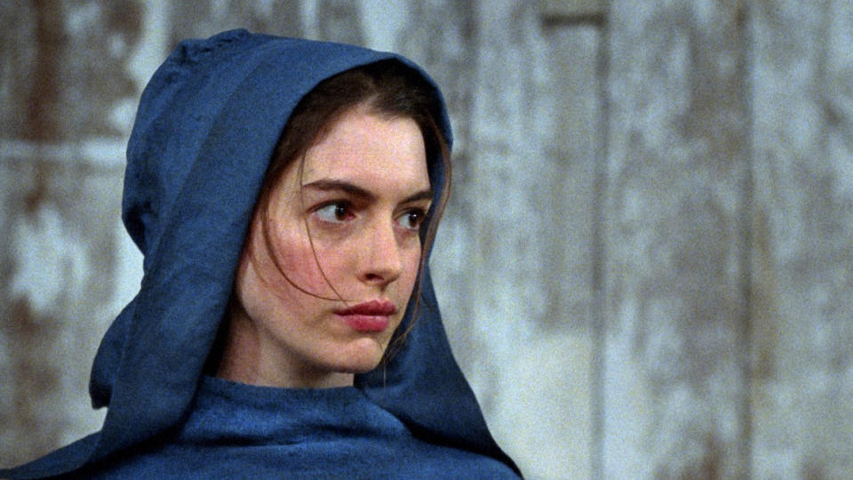 Anne Hathaway in 'Les Misérables'. (Credit: Universal)