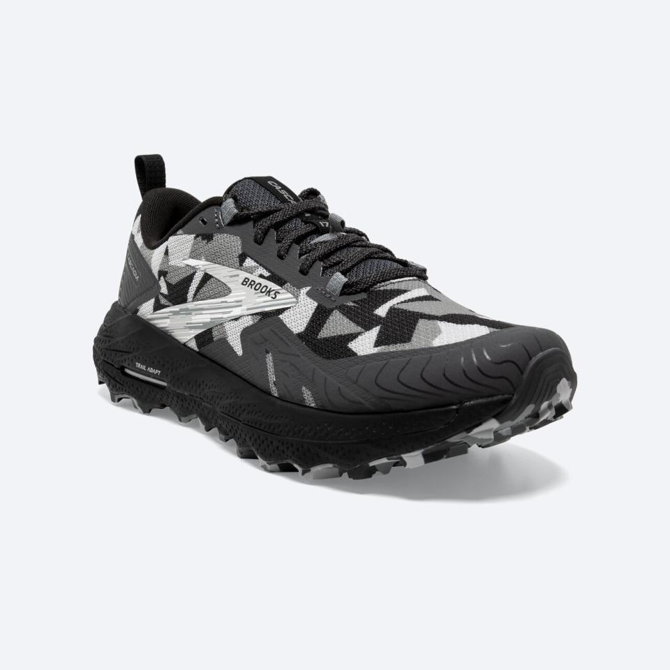 <p><a href="https://go.redirectingat.com?id=74968X1596630&url=https%3A%2F%2Fwww.brooksrunning.com%2Fen_us%2Fmens-cascadia-17-trail-running-shoes%2F110403.html&sref=https%3A%2F%2Fwww.runnersworld.com%2Fgear%2Fg39969636%2Fbest-hiking-shoes%2F" rel="nofollow noopener" target="_blank" data-ylk="slk:Shop Now;elm:context_link;itc:0;sec:content-canvas" class="link ">Shop Now</a></p><p>Cascadia 17 Hiking Shoe</p><p>brooksrunning.com</p><p>$140.00</p>