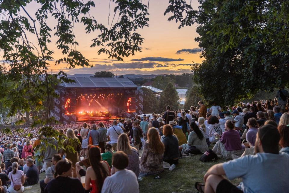 Fans watch the main stage at Oyafestivalen in Oslo (Steffen Rikenberg)