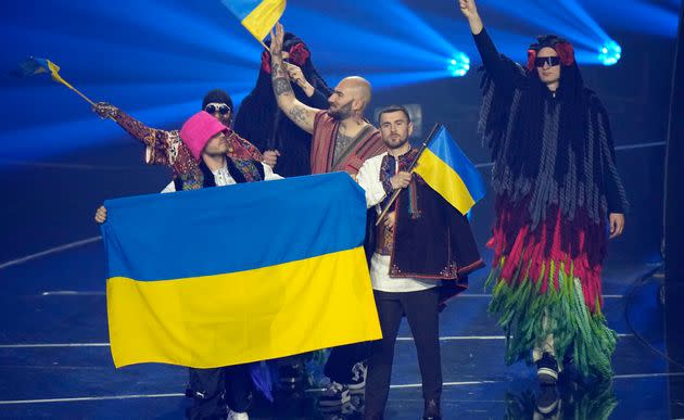 Kalush Orchestra, samedi 14 mai, sur la scène de l'Eurovision. (Photo: Luca Bruno via AP)