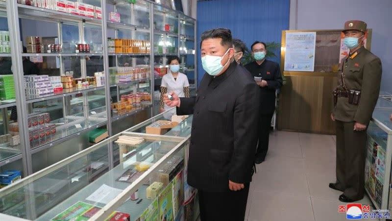 北韓領導人金正恩宣布北韓抗疫成功，稱這是「奇蹟」。（圖／翻攝自朝鮮經貿文化情報 DPRK臉書）