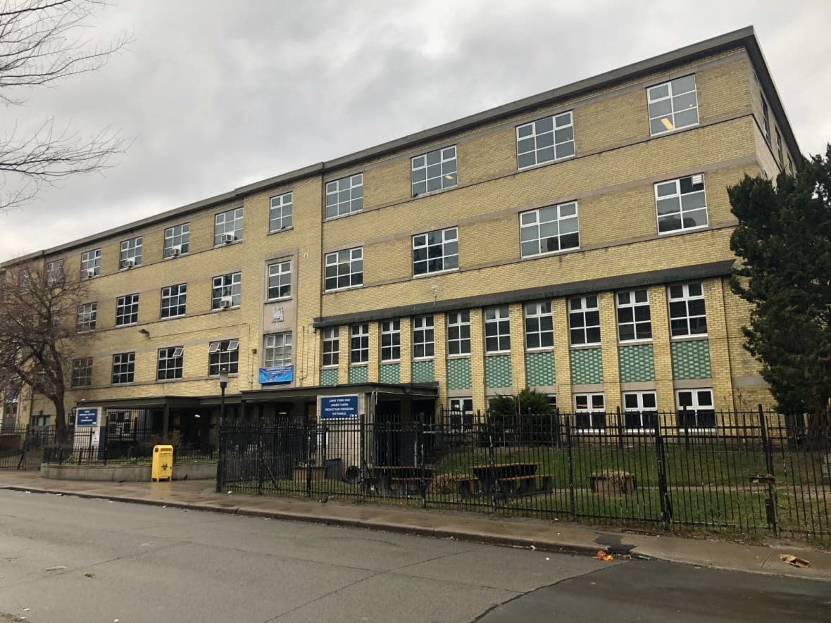 Seaton House, a homeless shelter in downtown Toronto, is pictured here on Jan. 9, 2022. (Robert Krbavac/CBC - image credit)