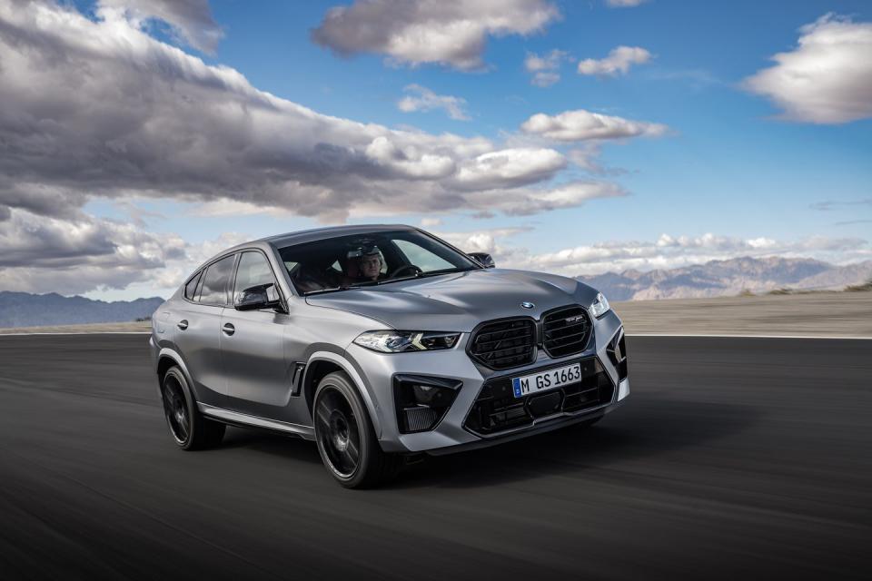 <p>2024 BMW X6 M</p>