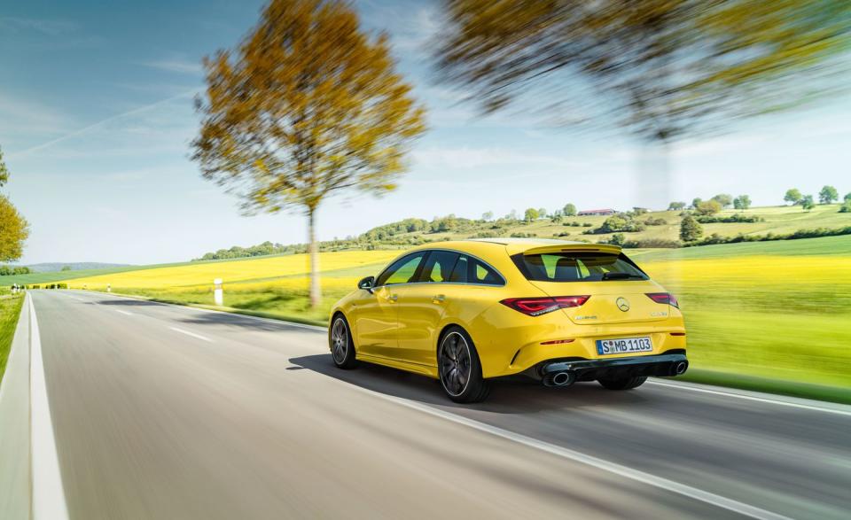 View 2020 Mercedes-AMG CLA35 Shooting Brake Photos