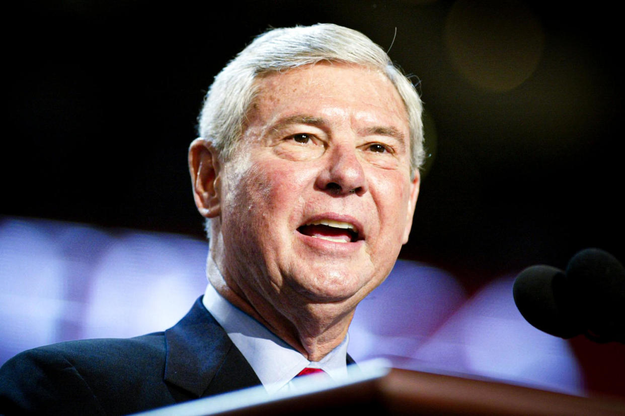 Bob Graham (Chris Kleponis / Bloomberg via Getty Images file)