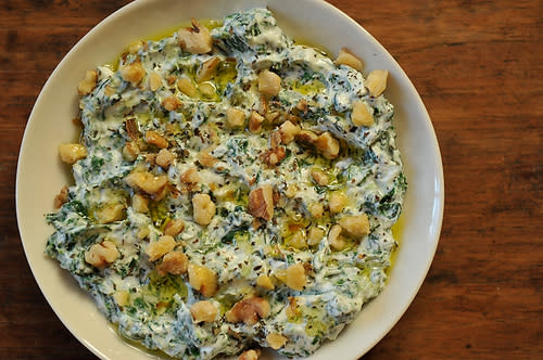 Yoghurt Spinach Dip in the Persian Manner