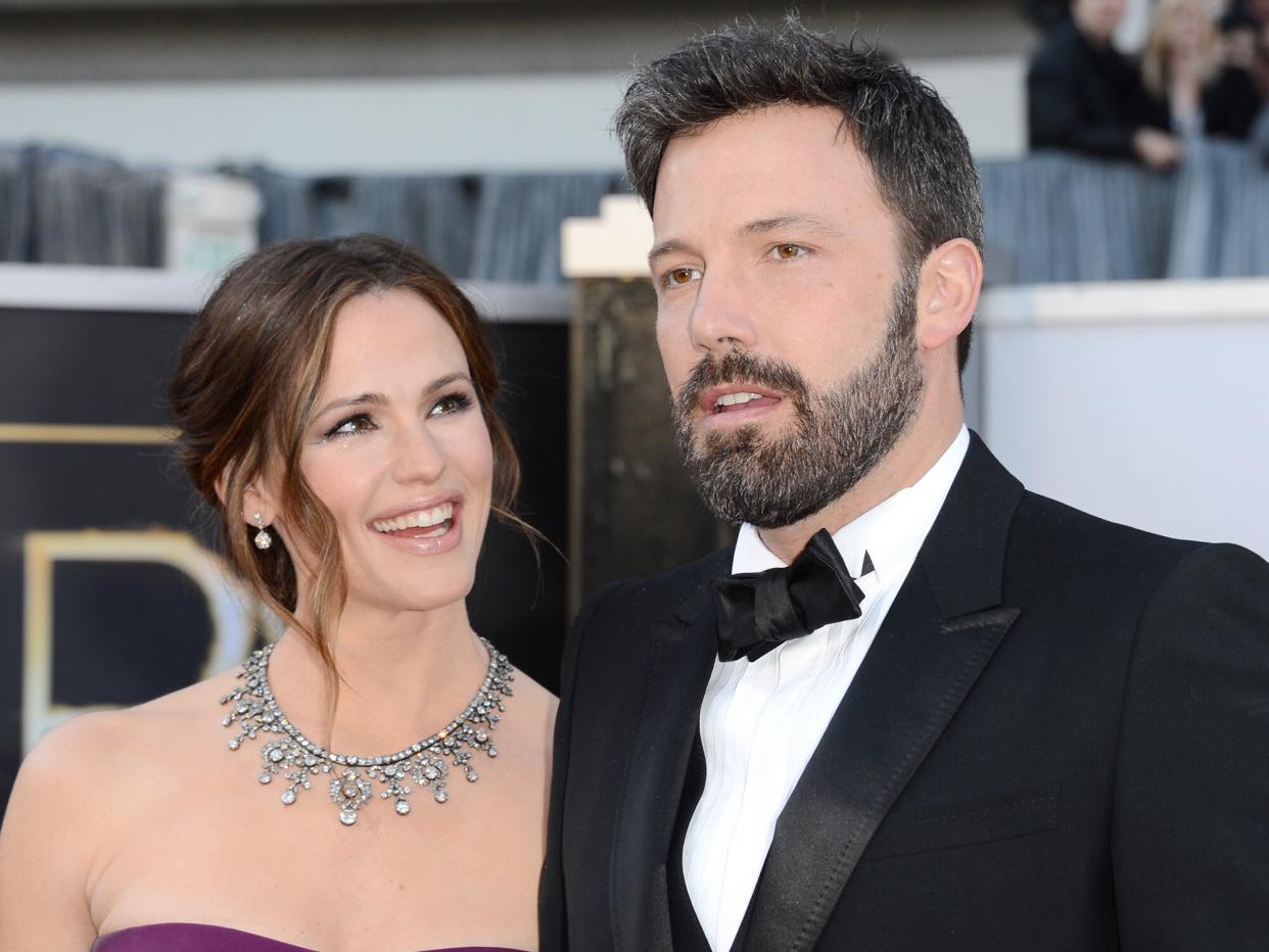 Jennifer Garner and actor-director Ben Affleck arrive at the Oscars at Hollywood & Highland Center on February 24, 2013 in Hollywood, California