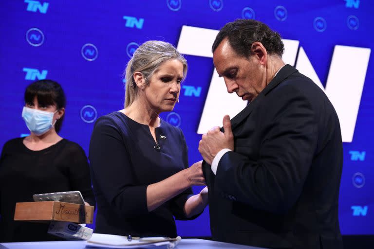 Cynthia Hotton durante el debate