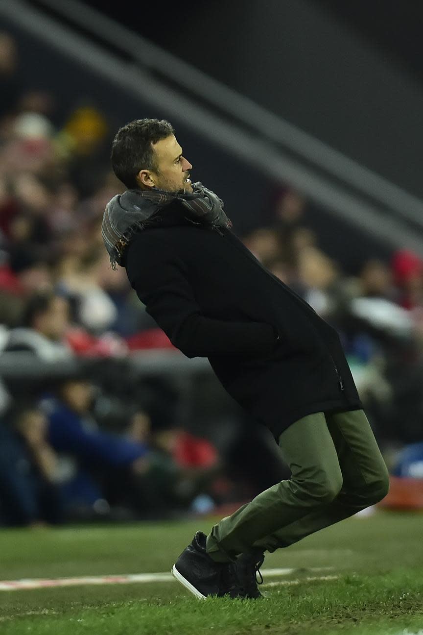 FC Barcelona's head manager Luis Enrique, gestures during the Spanish Copa del Rey, 16 round, first leg soccer match, between FC Barcelona and Athletic Bilbao, at San Mames stadium, in Bilbao, northern Spain, Thursday, Jan.5, 2017. FC Barcelona lost the match 2-1.(AP Photo/Alvaro Barrientos)