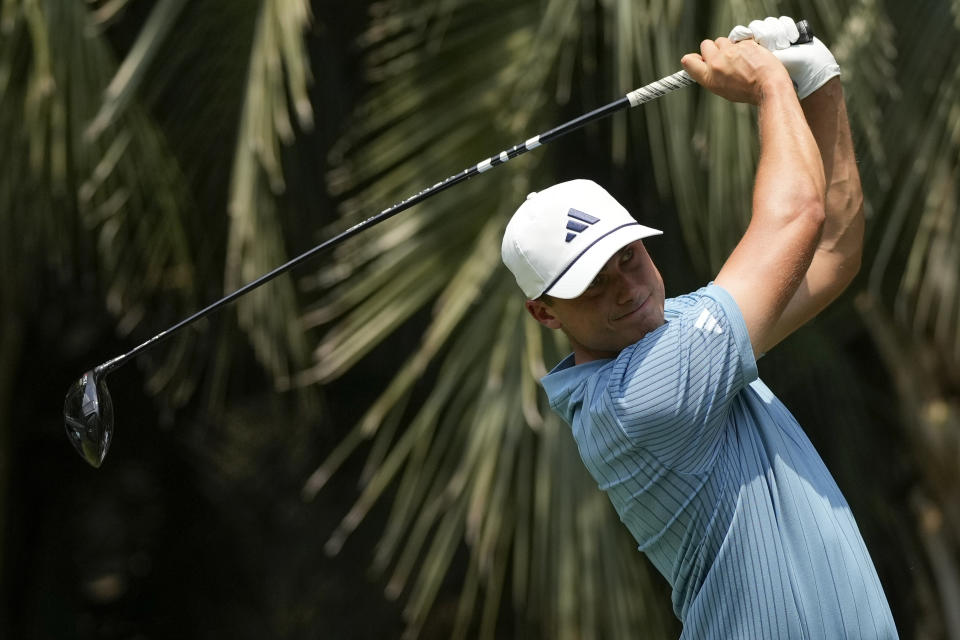 Ludvig Aberg, of Sweden, watches his tee shot on the second hole during the third round of the RBC Heritage golf tournament, Saturday, April 20, 2024, in Hilton Head Island, S.C. (AP Photo/Chris Carlson)