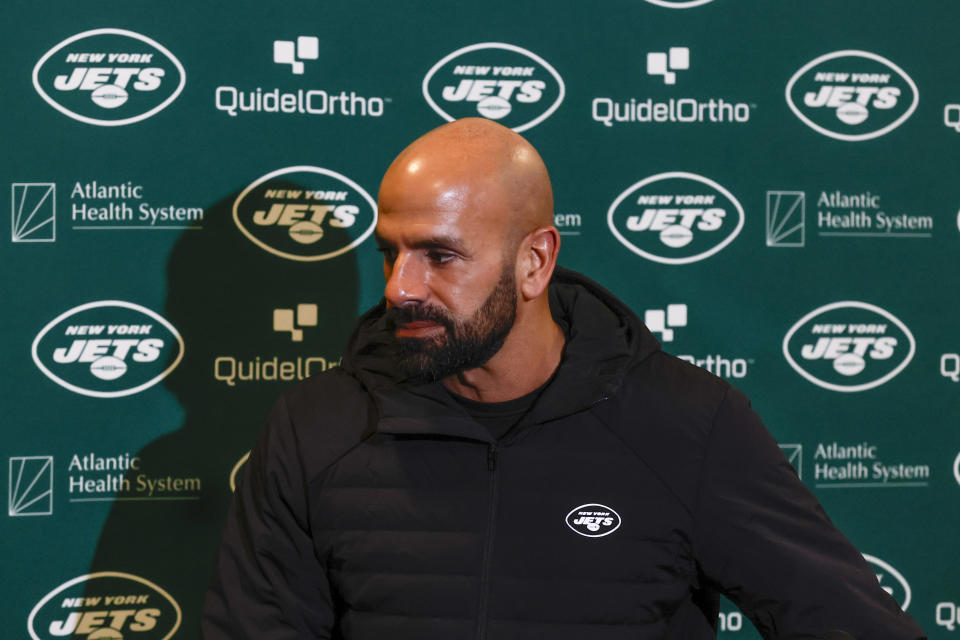 New York Jets head coach Robert Saleh leaves a news conference after their loss against the Cleveland Browns in an NFL football game Thursday, Dec. 28, 2023, in Cleveland. (AP Photo/Ron Schwane)