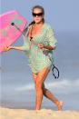 <p>Sarah Jessica Parker was spotted at the beach in The Hamptons with her husband Matthew Broderick.</p>