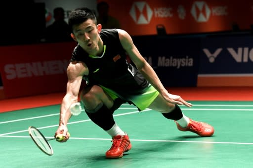 Chinese star Chen Long easily beat defending champion Viktor Axelsen, who was clearly troubled by a knee injury