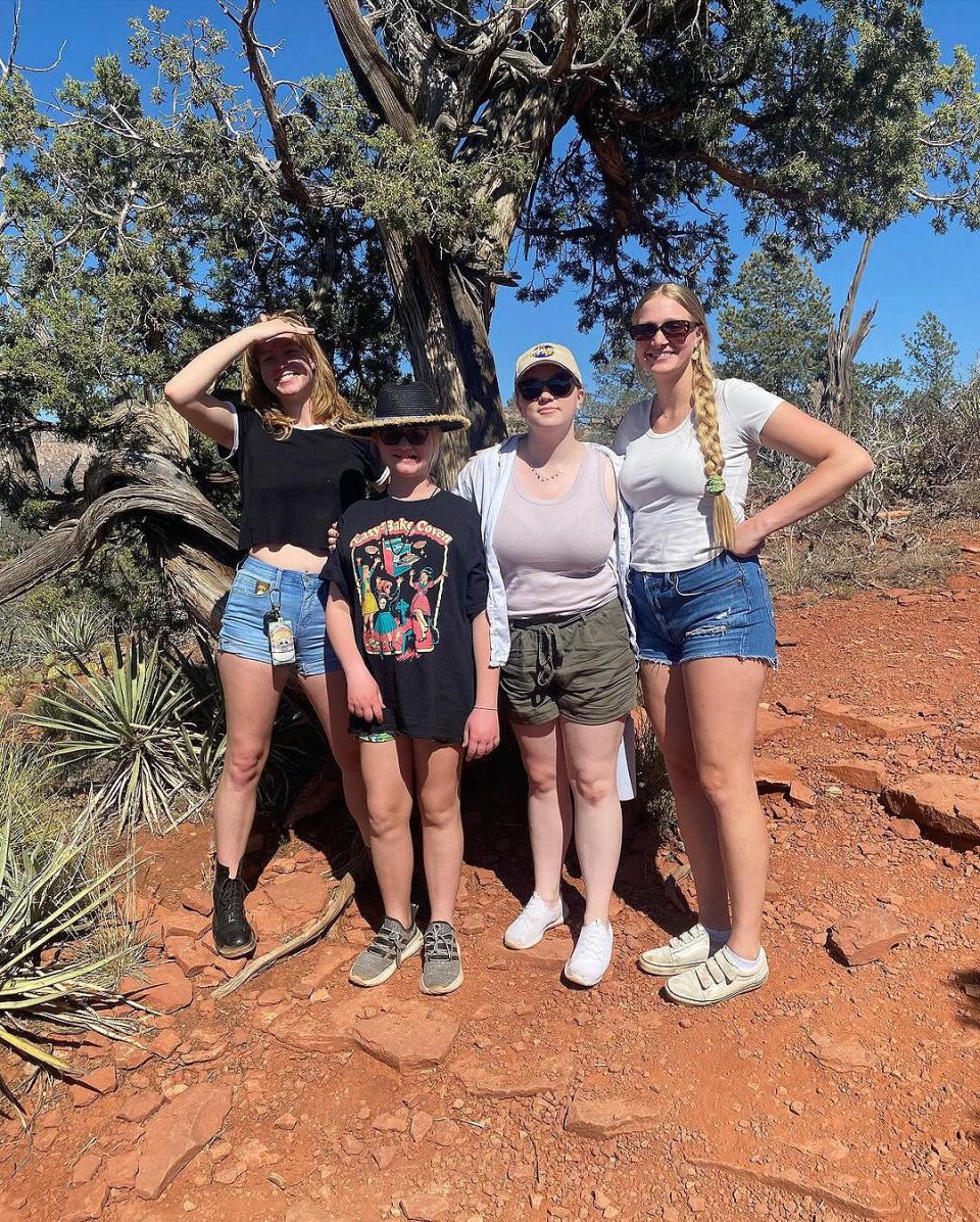 Sister Wives' Christine and Janelle Brown Take Kids on Sedona's Pink Jeep Tours