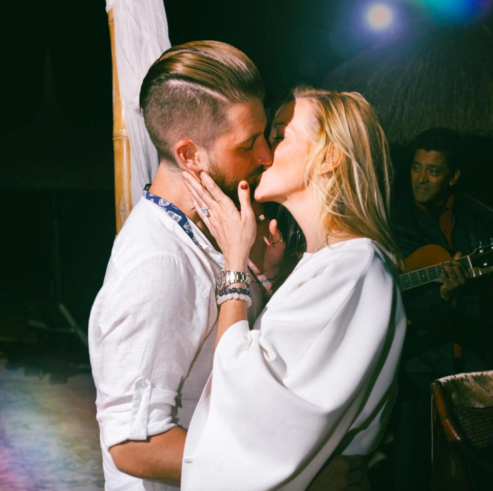 Arrow Actress Katie Cassidy Marries Matthew Rodgers in Florida Wedding Ceremony