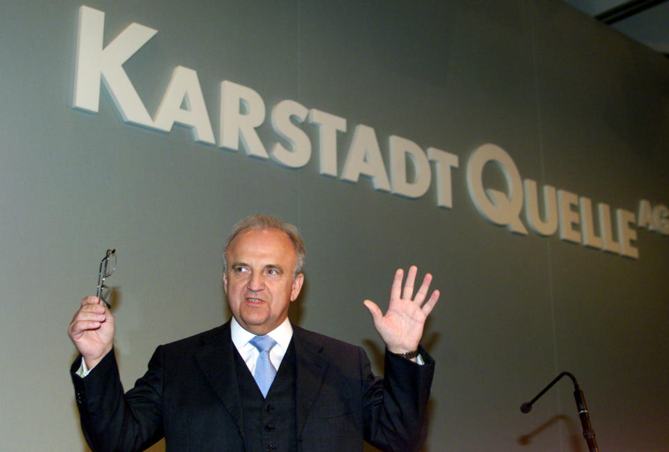 Als die traditionsreiche KarstadtQuelle AG 2007 Insolvenz anmelden musste, trat das Unternehmen Arcandor die Nachfolge an. Doch der Namenswechsel brachte kein Glück. 2009 ging Arcandor ebenfalls pleite.