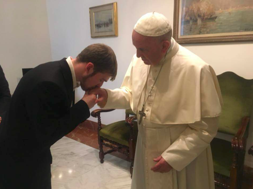 <em>Thomas Evans begged the Pope to save his son Alfie (Facebook/Alfie’s Army)</em>