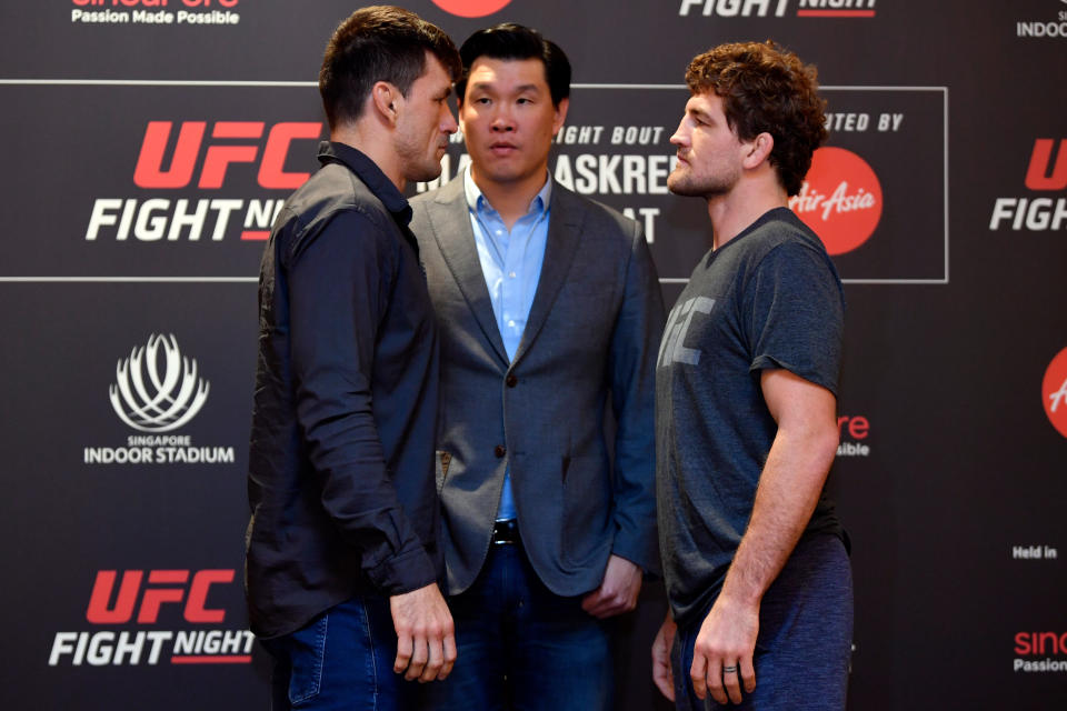 SINGAPORE, SINGAPORE - OCTOBER 24:  (L-R) Opponents Demian Maia of Brazil and Ben Askren face off during the UFC Fight Night Ultimate Media Day at the Mandarin Oriental on October 24, 2019 in Singapore, Singapore. (Photo by Jeff Bottari/Zuffa LLC via Getty Images)