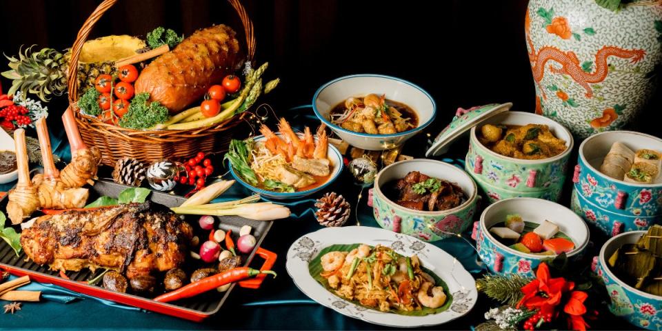 Peranakan Festive Buffet Spread (Photo: Copthorne King's Hotel)