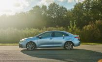 <p>Its wheelbase is the same as before, but the track is wider and the suspension arrangement is new and significantly more sophisticated.</p>