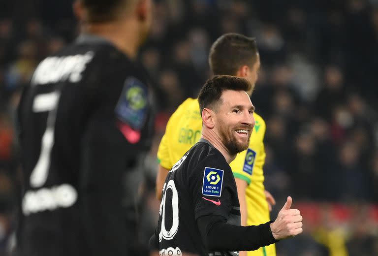 Todo bien tras el golazo a Nantes, un alivio ante la exigencia de Paris Saint-Germain vía Leonardo, el director deportivo.