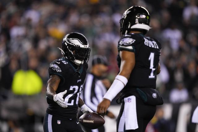 Green Bay Packers 33-40 Philadelphia Eagles: Jalen Hurts breaks Michael  Vick's rushing record to lift Eagles past Packers, NFL News