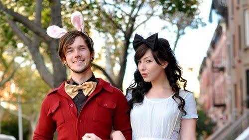 couples halloween costume alice in wonderland