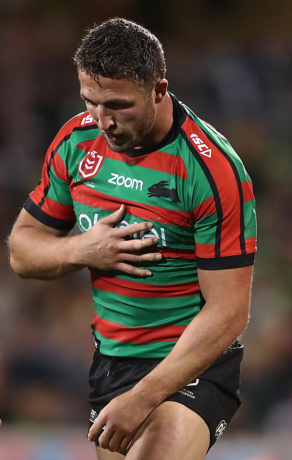 CANBERRA, AUSTRALIA - SEPTEMBER 27: Sam Burgess of the Rabbitohs holds his shoulder during the NRL Preliminary Final match between the Canberra Raiders and the South Sydney Rabbitohs at GIO Stadium on September 27, 2019 in Canberra, Australia. (Photo by Mark Metcalfe/Getty Images)