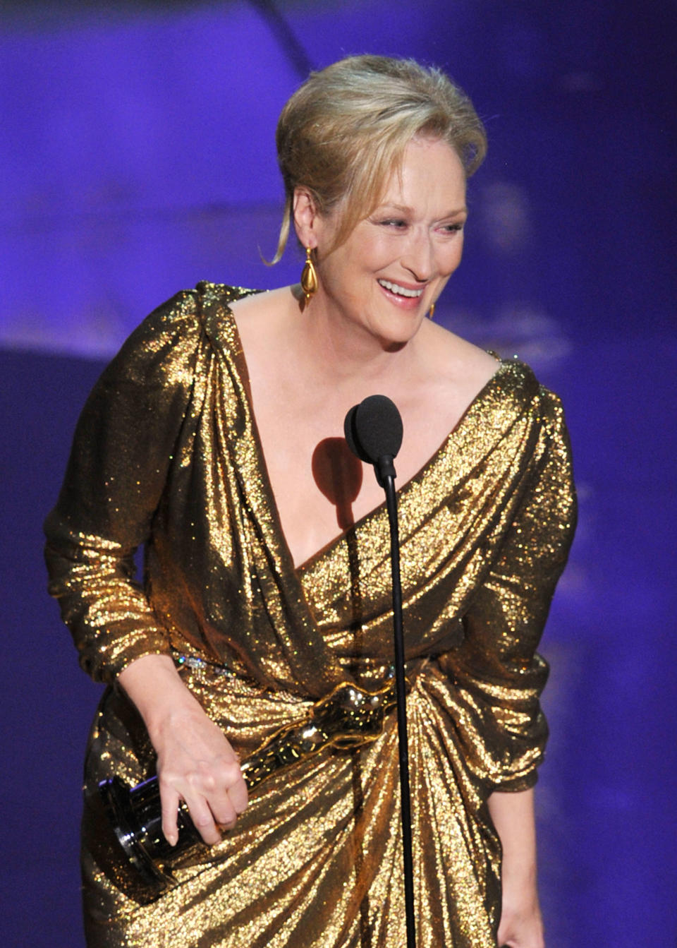 Streep making her acceptance speech at the 2012 Oscars