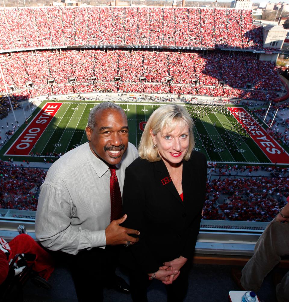 Ohio State athletic director Gene Smith and his wife Sheila in 2009.